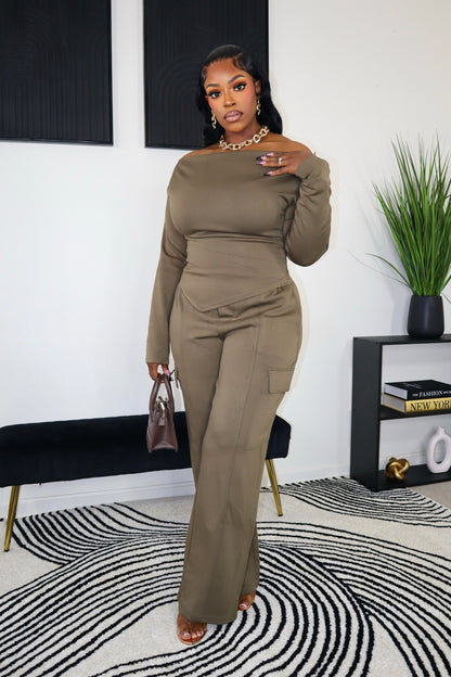 She Got It Pant Set - Olive