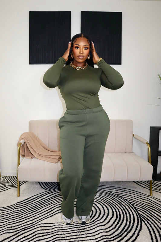 Bella Basic Sweat Set - Olive